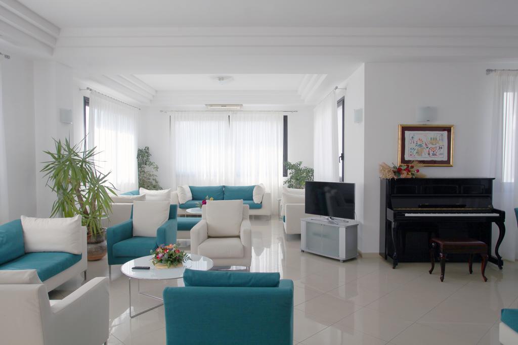 Bikini Hotel Вьесте Экстерьер фото