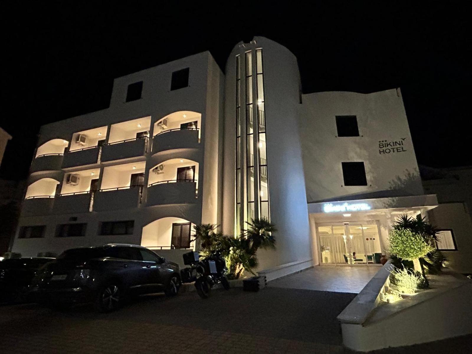 Bikini Hotel Вьесте Экстерьер фото