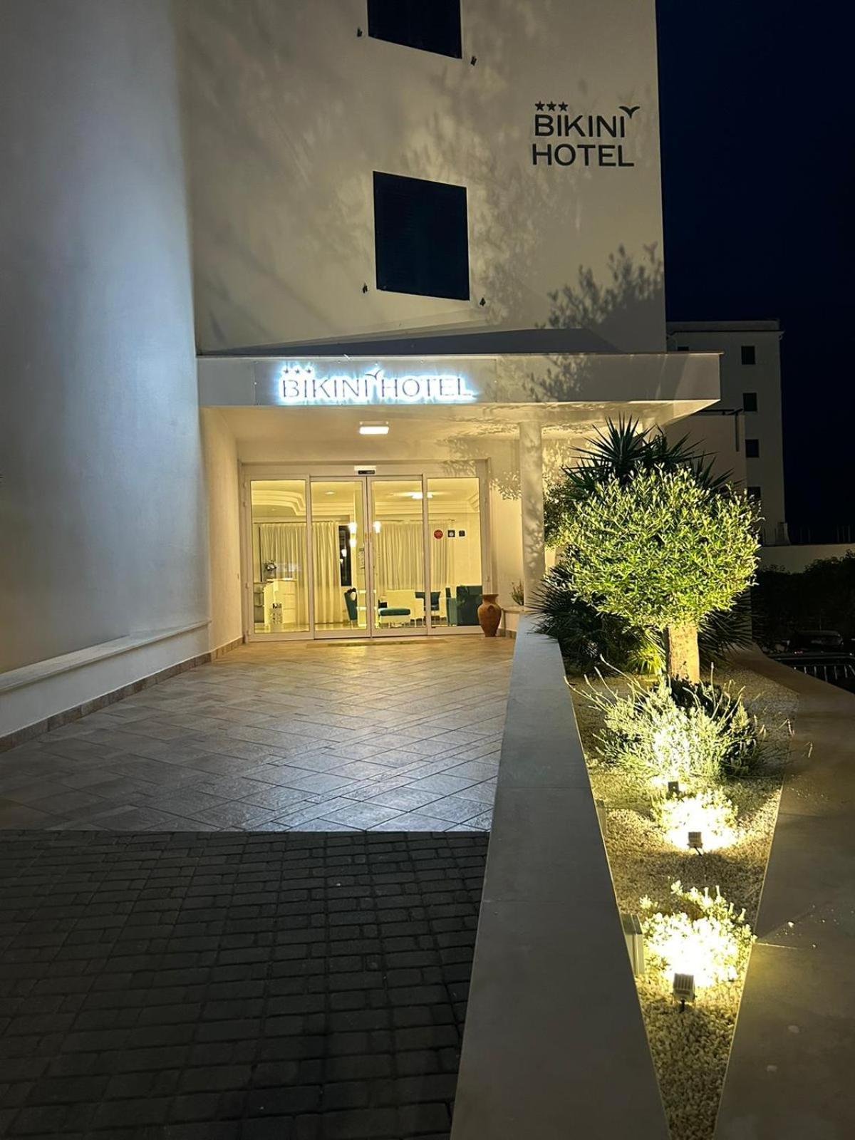 Bikini Hotel Вьесте Экстерьер фото